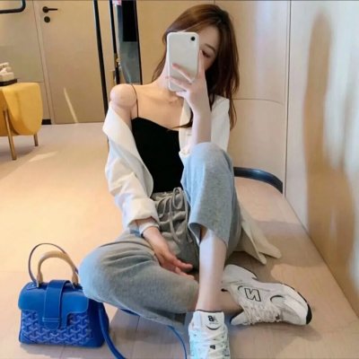 红衣少女